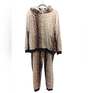 Peaches & Dreams Cozy Two Piece Deer Print Loungewear / Sleepwear Set Size Large